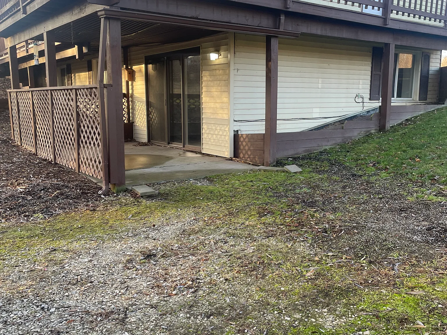 2 bed, 1036 sqft, $1,525 — Photo 3