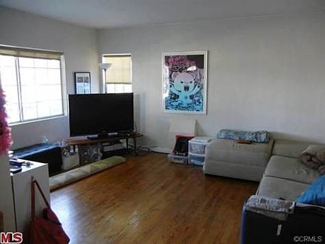 4th image of 17020 Elgar Ave
