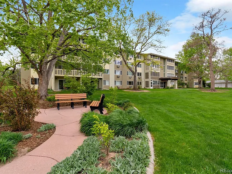 745 S Alton Way #2D — Photo 14