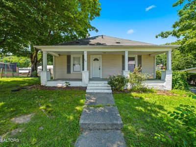 907 W 2nd Ave, Lenoir City, TN, 37771