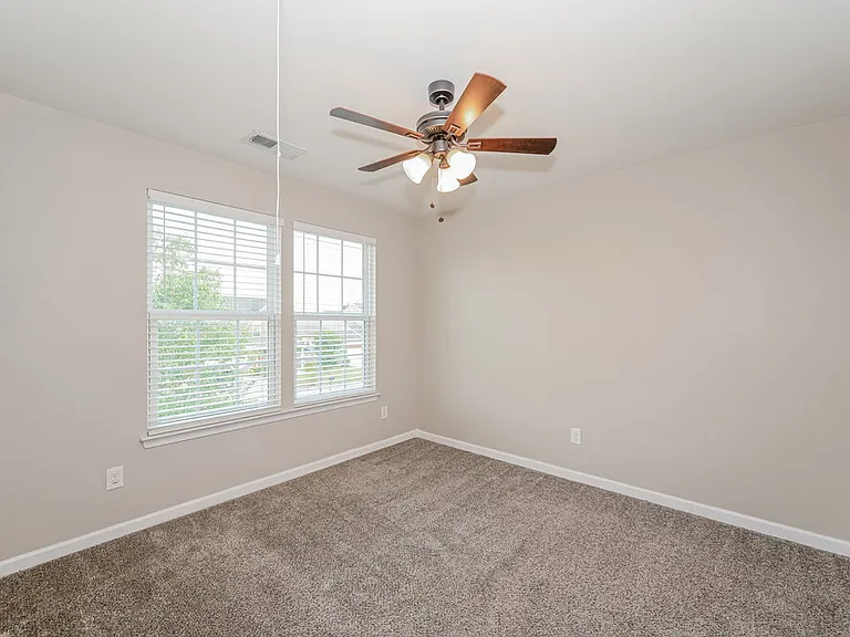 2642 Apple Cross Ct — Photo 15