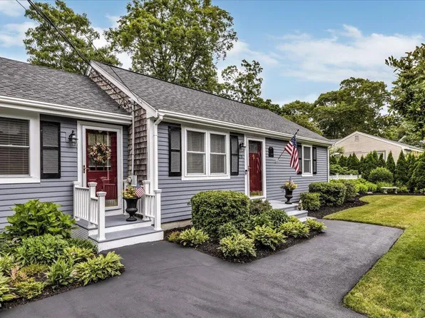 23 Ships Anchor Drive, Mashpee, MA 02649