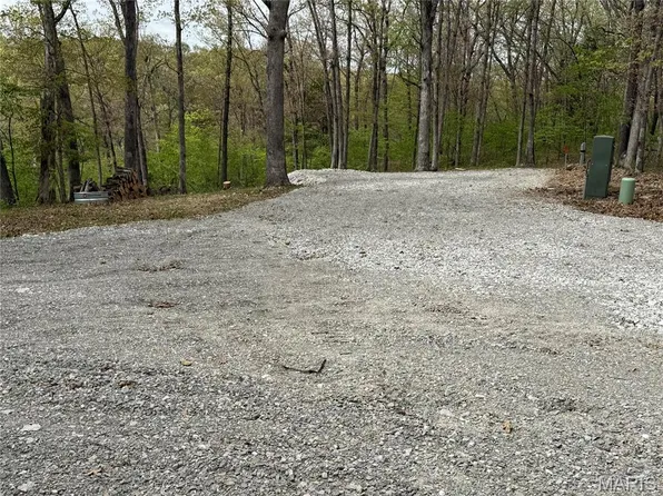 28 Clarence Cannon Ln, Center, MO 63436