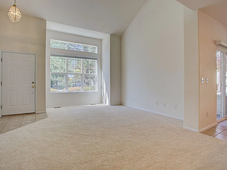 2770 Whitetail Cir — Photo 7