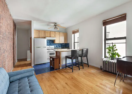 Sold by Compass | media 7