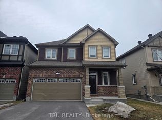 176 Cranesbill Rd, Ottawa, ON K2V0J5