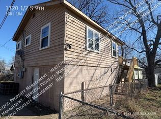 1120 1/2 S 9th St, Ponca City, OK 74601