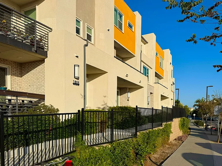 1859 Montage Ave — Photo 1