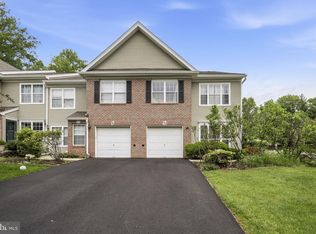 101 Wellington Park Dr, Princeton, NJ 08540