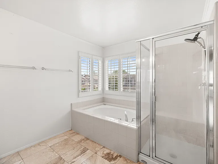 477 Fallbrook Ave — Photo 15