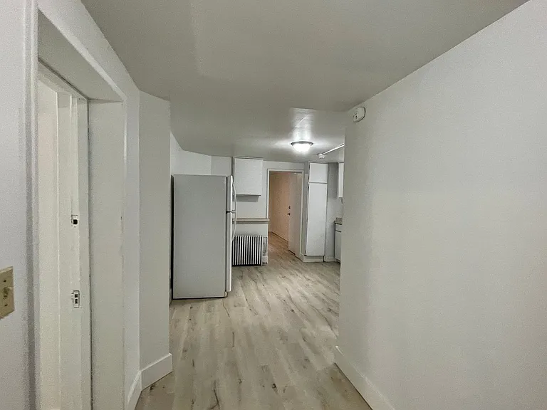1014 N Garden St — Photo 68