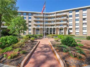 3400 Wooster Rd APT 622, Rocky River, OH 44116