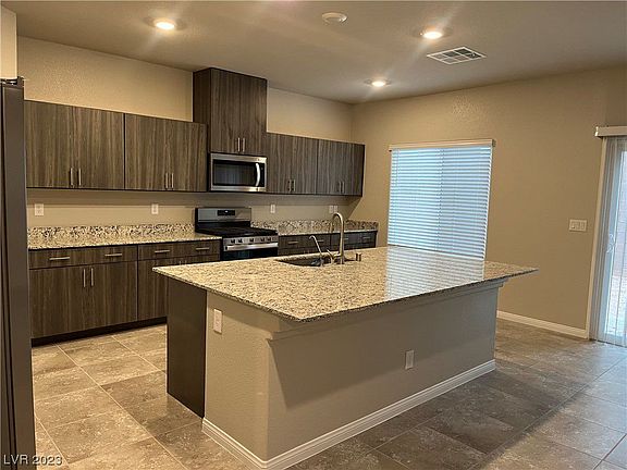 3rd image of 8935 Cypress Fog Ct