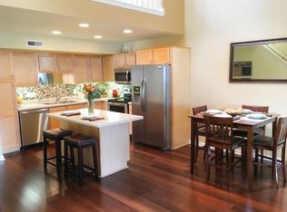 N16W26539 Golf View Ln UNIT F, Pewaukee, WI 53072