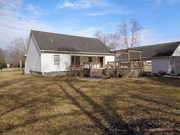 3rd image of 1069 Cyrus Dr