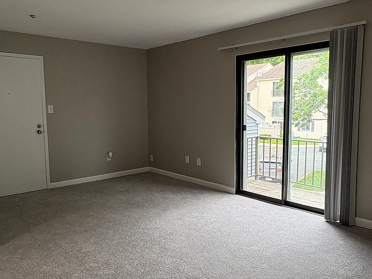 57 Village Brook Ln #5 — Photo 12