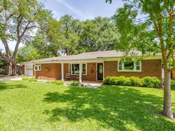 6424 Dakar Rd W, Fort Worth, TX 76116