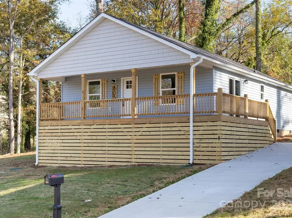 805 2nd St SE, Hickory, NC 28602