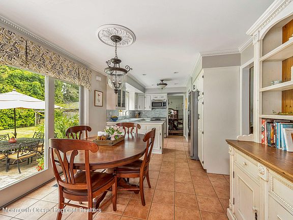 5th image of 60 Westend Avenue
