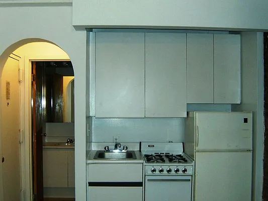 Rented by Sky Management | media 32