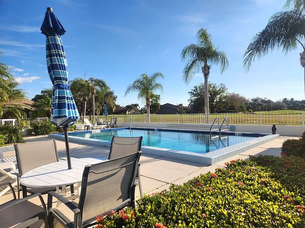 1027 Capri Isles Blvd APT 20