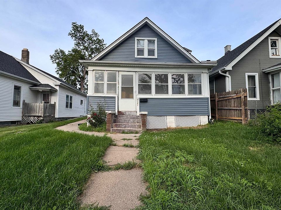 1st image of 4121 S 28th St