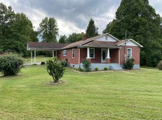 12550 Crab Orchard Rd, Coeburn, VA 24230