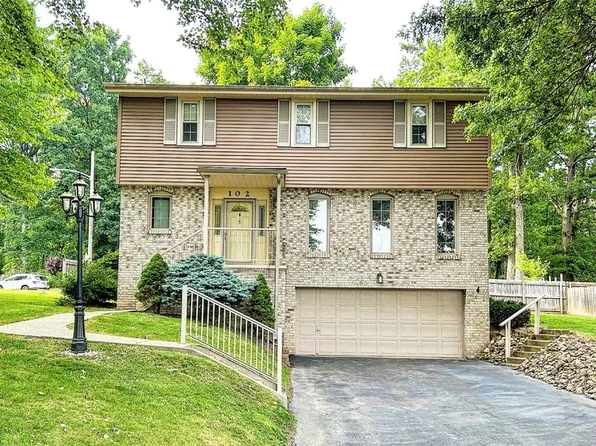 102 Crossland Rd, Butler, PA 16002