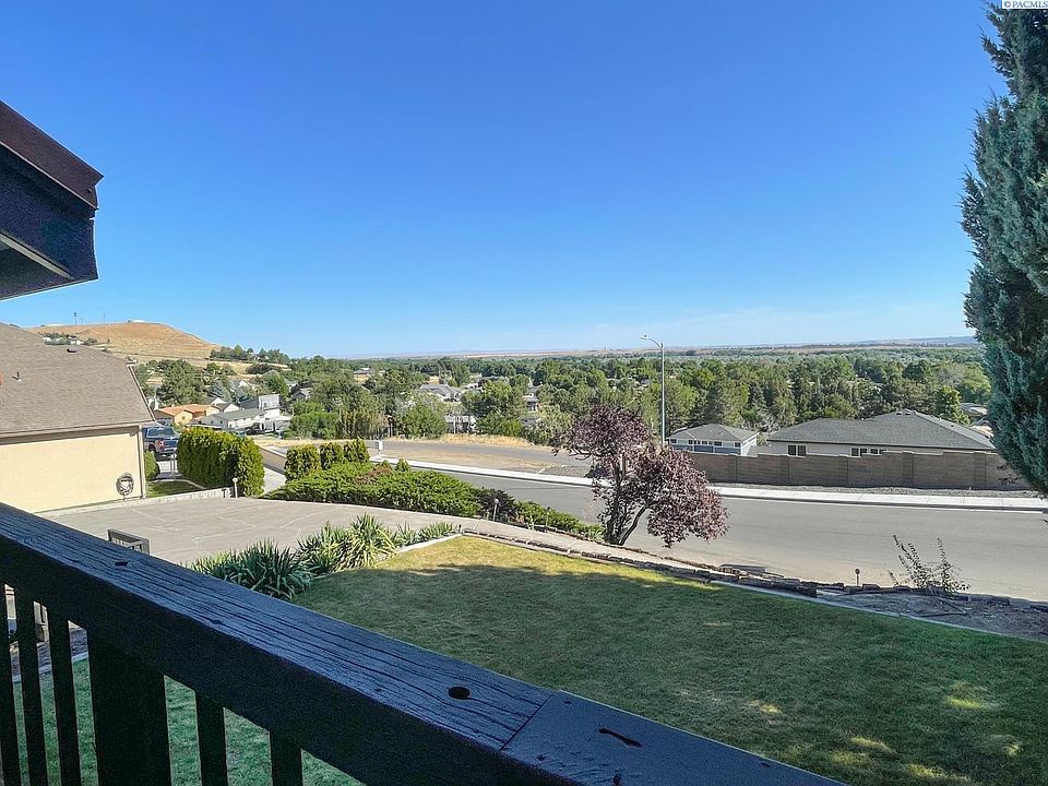1st image of 4417 King Dr