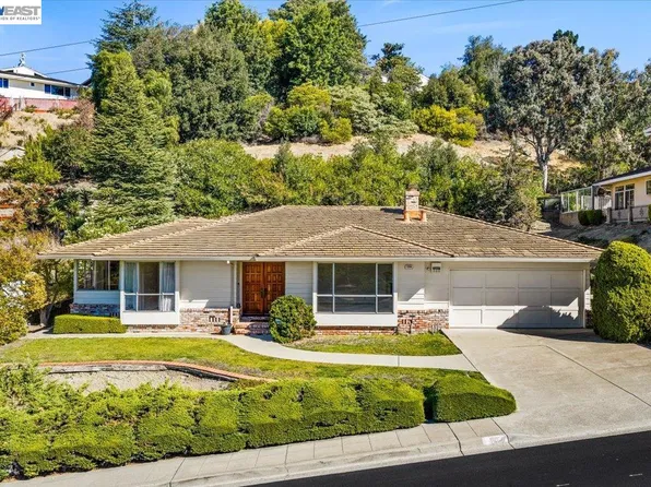 1356 Scenicview Dr, San Leandro, CA 94577