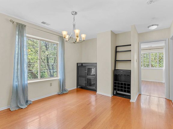 4th image of 2801 Pennsylvania Ave #A201