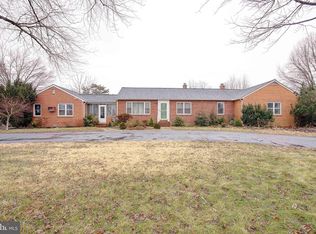 24820 Sotterley Rd, Hollywood, MD 20636