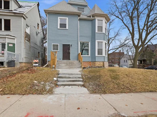 604 North 30th STREET, Milwaukee, WI 53208