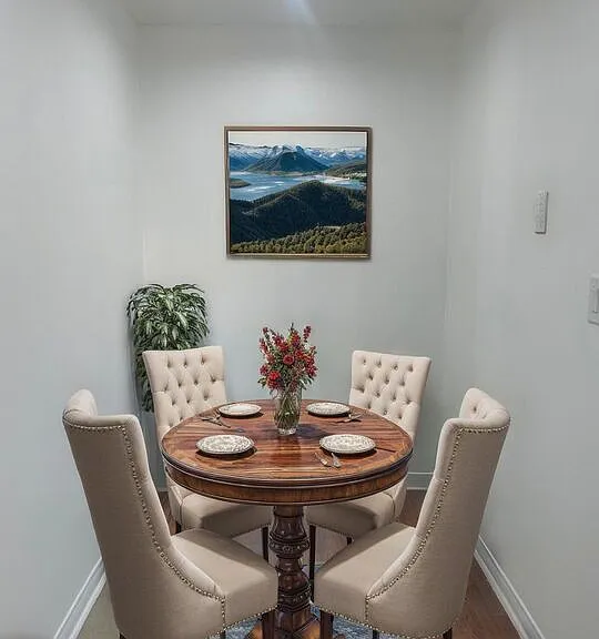 1254 N Detroit St #1260 — Photo 9