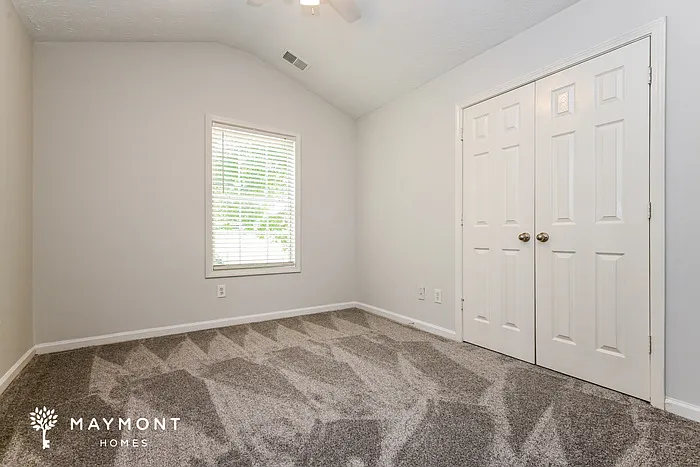 1024 Miss Amber Way — Photo 14
