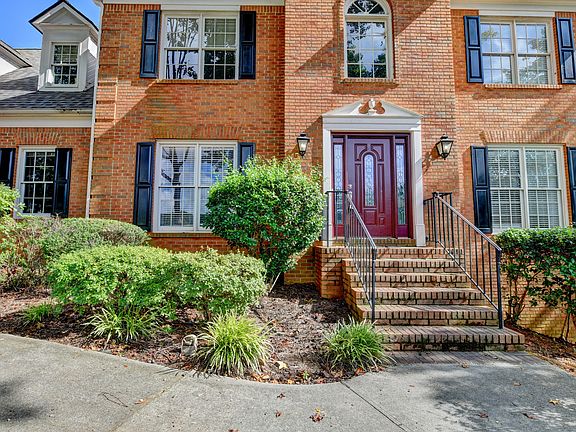 3rd image of 7305 Devonhall Way