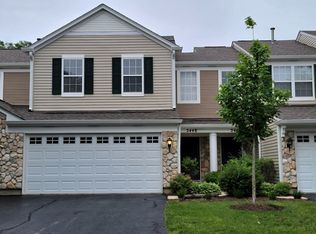 2448 Oak Tree Ln, Plainfield, IL 60586