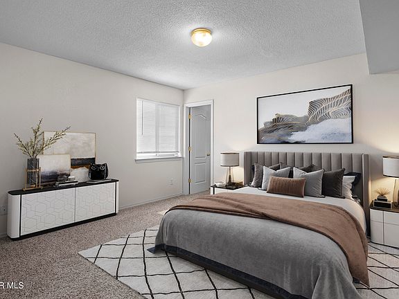 3rd image of 14020 Tierra Halcon Dr