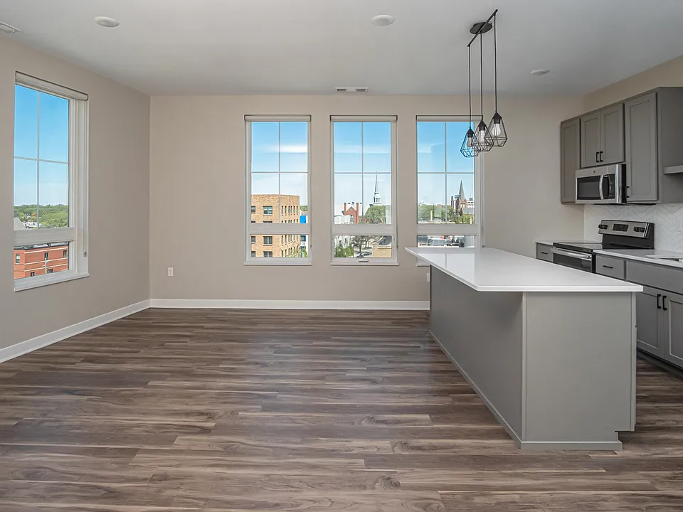 Dillard Apartments