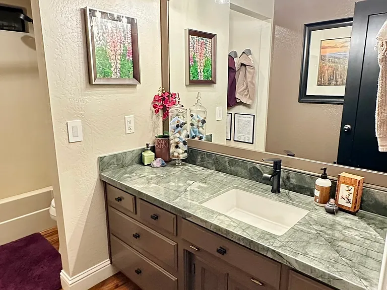 7251 Lakewood Dr — Photo 10