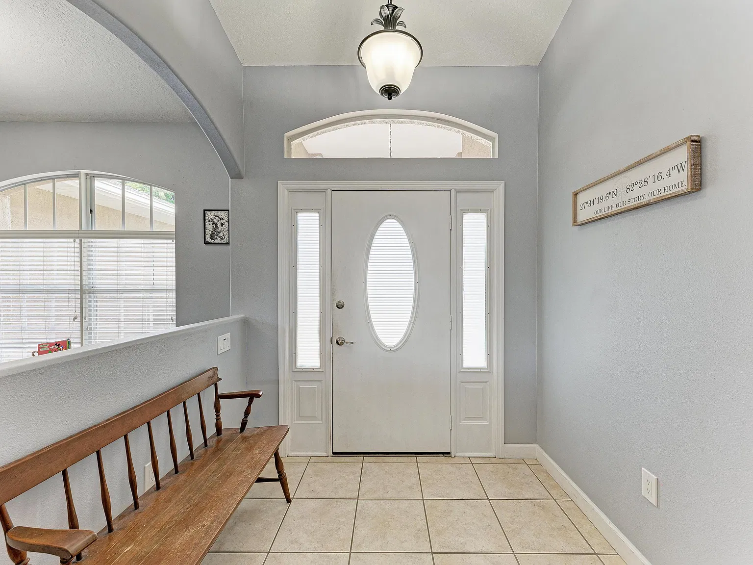 3 bed, 1953 sqft, $2,395 — Photo 2