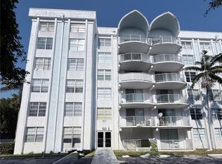 Montecarlo Condo, Miami, FL 33169