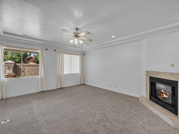 4th image of 1078 W Kanarra Ct