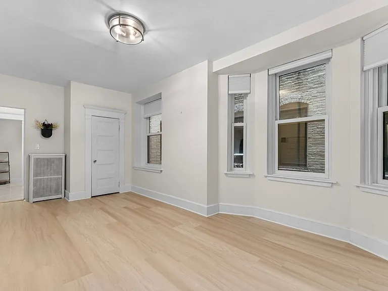 8 Garrison St #212 — Photo 9