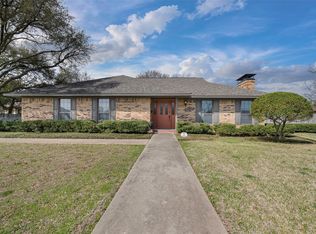 9 Quail Run St, Gainesville, TX 76240