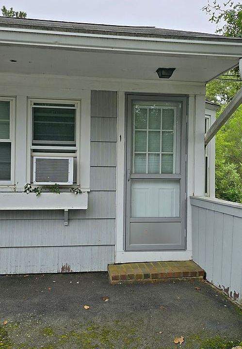 2nd image of 253 Main St #6A