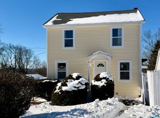 1 Hampton Road, New Fairfield, CT 06812