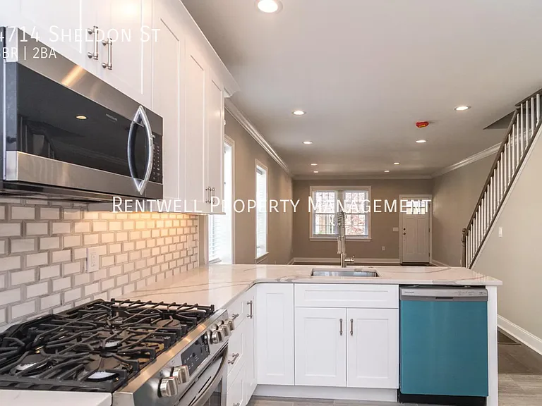 4714 Sheldon St — Photo 8
