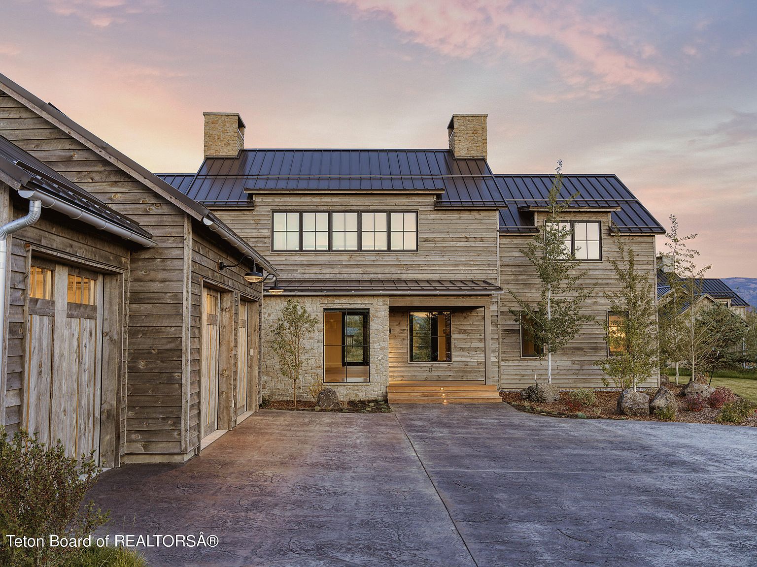 1070 Shasta Daisy Ct