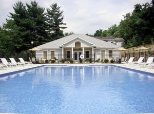 500 Fountain Vw #319, Morgantown, WV 26505